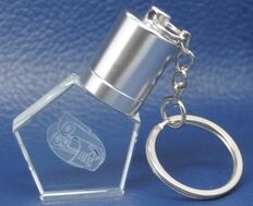 على شكل زجاجة، محرك فلاش USB كريستالي 3.0، سرعة نقل سريعة، تصميم متين، يمكن كريستال نقش الشعار