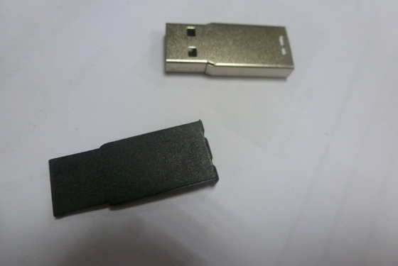 رقاقة فلاش PCBA المعدنية تستخدم بواسطة PVC أو سيليكون شكل محرك أقراص فلاش USB بالداخل