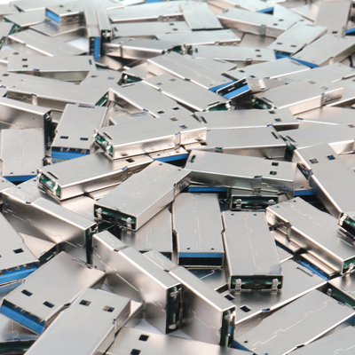 تحكمات SMI شريحة فلاش USB مع دعم معدني بواسطة علبة PVC