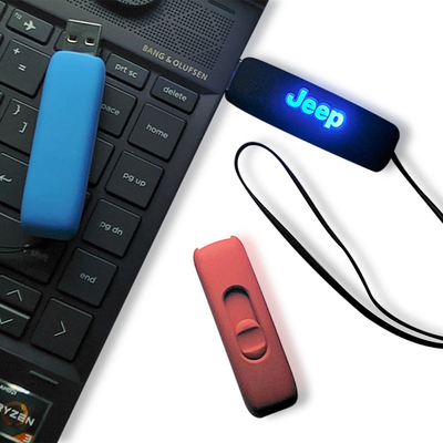 محرك أقراص فلاش USB معدني بلاستيكي مع سرعة محسنة 50 MB/s كتابة 100 MB/s قراءة