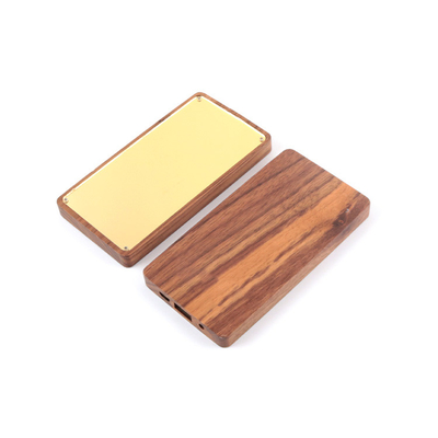 بنك الطاقة المحمول بطارية لي بوليمر 18650 باللون الأسود للهواتف الذكية وأجهزة USB