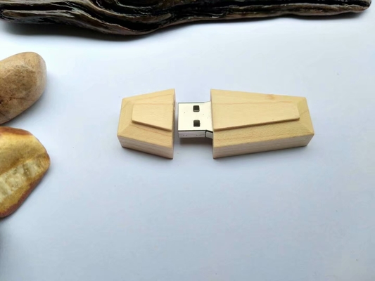 محرك أقراص USB خشبي صديق للبيئة وظيفة خشب الخيزران مع سرعة قراءة 10 20MB / S