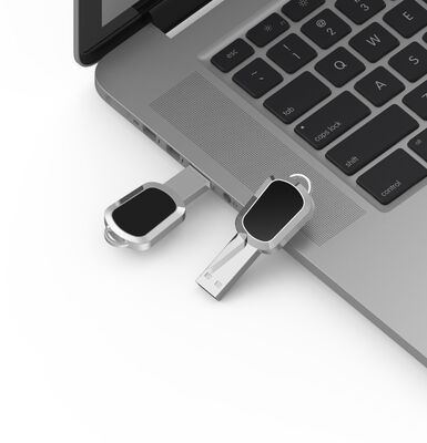 USB 2.0 و USB 3.0 شعار ليزر LED USB Stick مواد معدنية دعم تحميل البيانات مناسبة لنقل البيانات الكبيرة وتخزينها