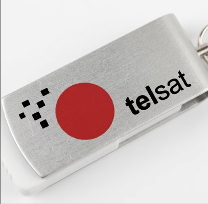 ذاكرة USB بلاستيكية توفر الاحتفاظ بالبيانات لمدة 10 سنوات، مثالية لنقل البيانات الاحترافية USB البلاستيكية مع سلسلة المفاتيح