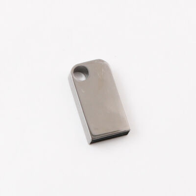محرك فلاش USB صغير مع ثقب يمكن أن يضع مفتاح سلسلة معدنية محرك فلاش USB يمكن تخصيص شعار الليزر