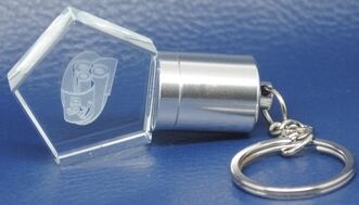 على شكل زجاجة، محرك فلاش USB كريستالي 3.0، سرعة نقل سريعة، تصميم متين، يمكن كريستال نقش الشعار