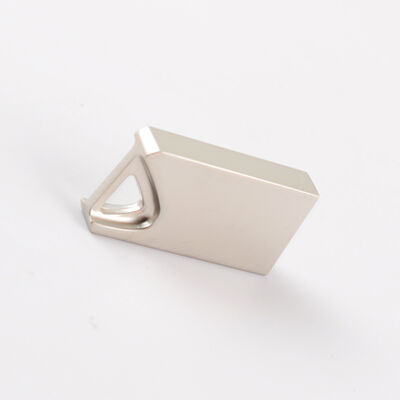 يمكن أن يكون شعارًا مخصصًا محرك فلاش USB معدني USB 2 0 سرعة الكتابة من 4 إلى 10 ميجابايت ثانية سرعة USB 3 0 من 10 إلى 30 ميجابايت ثانية الوقت بالجملة من 4 إلى 5 أيام