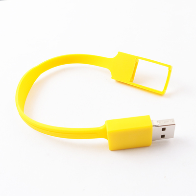 مخصصة مصنوعة شخصية محفورة معدنية بلاستيكية محرك أقراص فلاش USB لتخزين البيانات 50MBS أكثر الكتابة