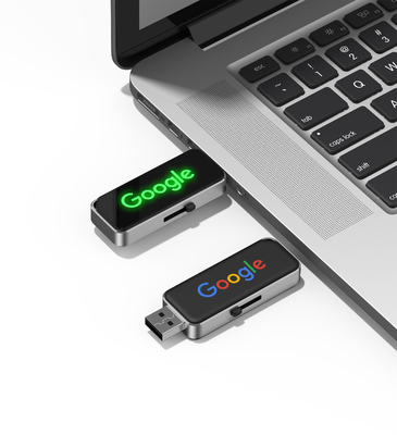 2GB الحفرة الشعار الكريستال فلاش ديسك لامعة عند العمل في الكمبيوتر مع الضوء LED