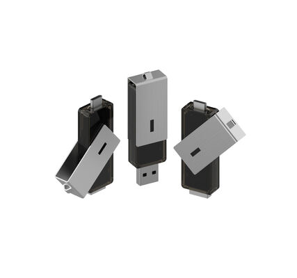 يمكن لمشبك USB الفضي أن يدور 360 درجة، ويمكن تمديد محرك فلاش USB A وTYPE C كلاهما