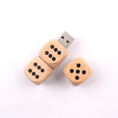 محرك فلاش USB خشبي ذو أشكال خاصة 16 جيجا بايت 32 جيجا بايت 64 جيجا بايت 15 ميجا بايت / ثانية معتمد من لجنة الاتصالات الفيدرالية